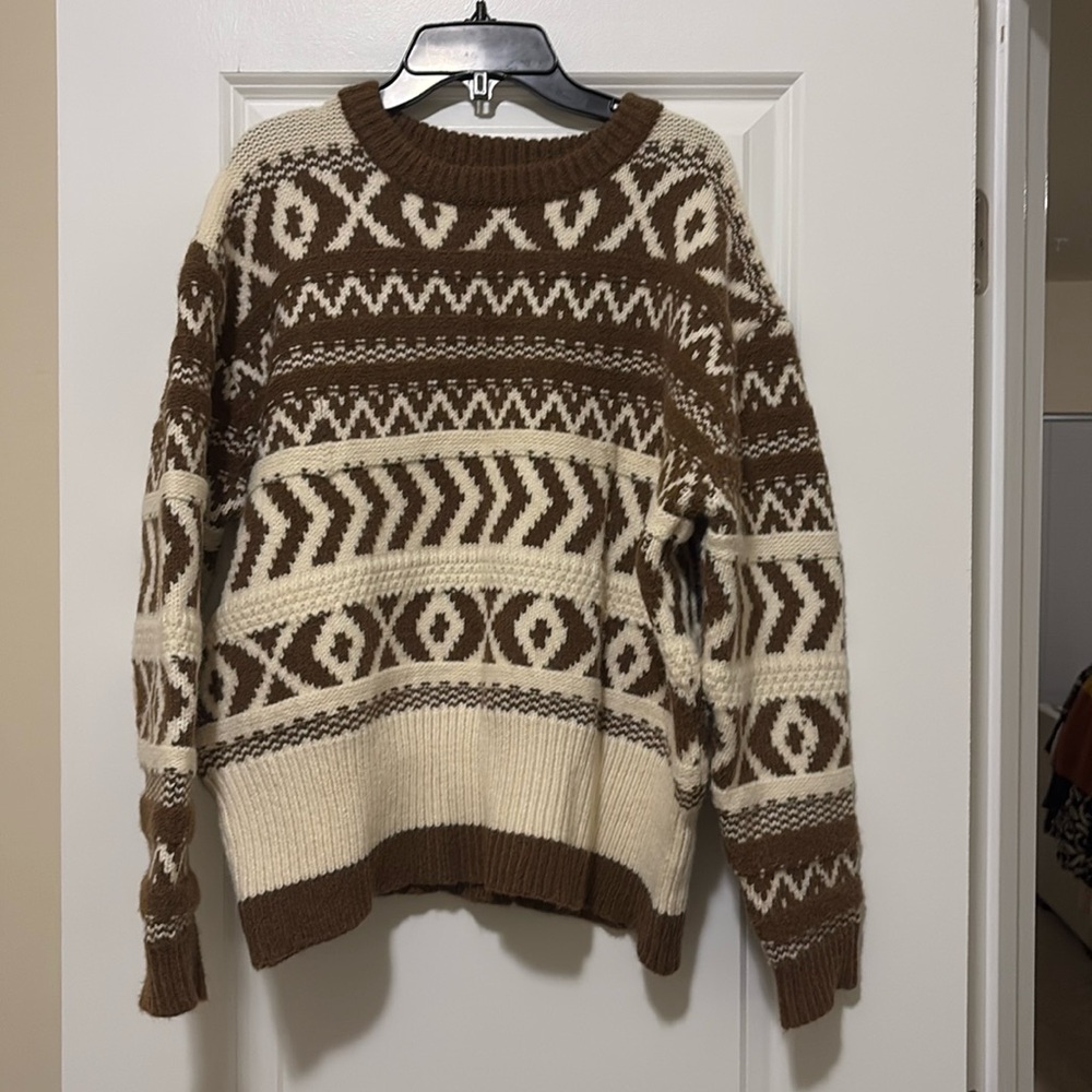 Patterned chunky sweater